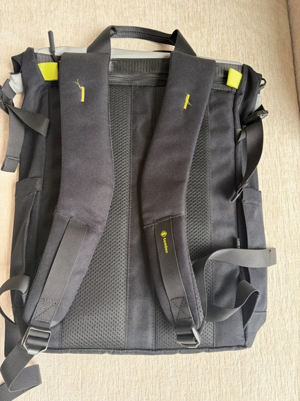 tomtoc Rolltop Laptop Backpack Gray Black Waterproof Travel Bag - Picture 2 of 8